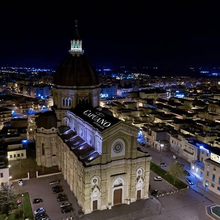 B&B Piazza Duomo Cerignola Extérieur photo